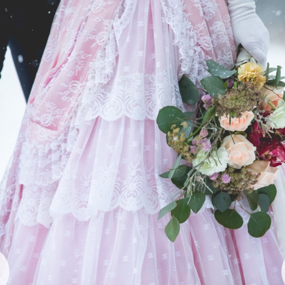 Extremely Rare! Vintage Blush pink ball gown - Picture 5 of 14